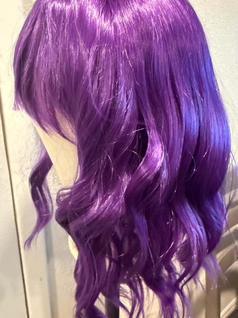 Vibrant Purple Wavy Women's Wig - Bold Fashion Hair